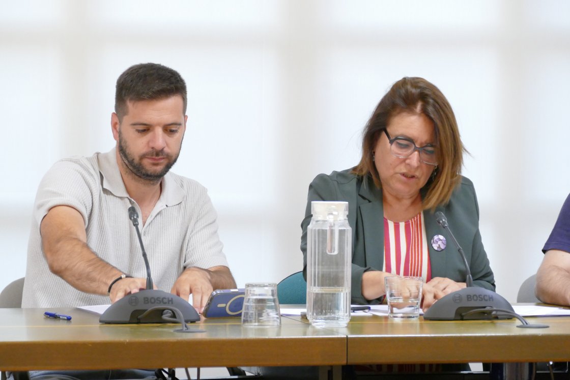 P1960842JPG