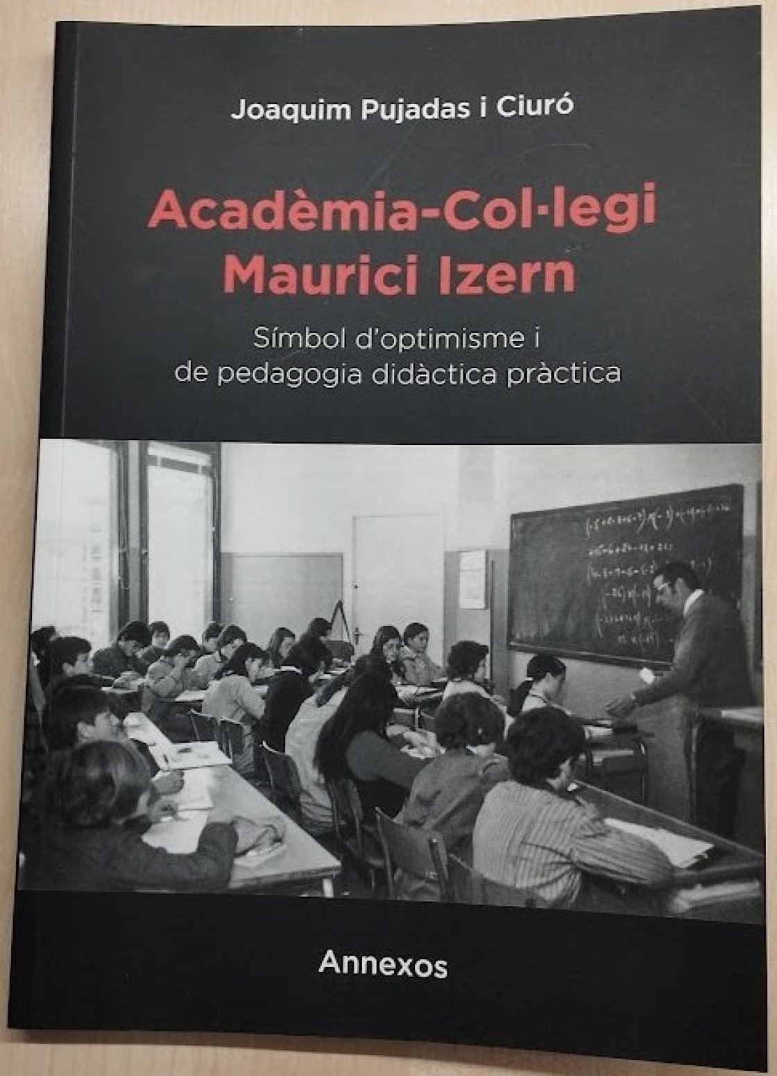 Acadèmia Maurici Llibre izern (3)
