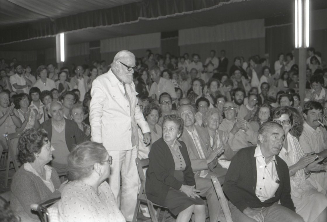 Homenatge Pere Quart 1981 Foto Pep Bosch (2) Homenatge Pere Quart 1981 Foto Pep Bosch (2)