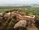 Comencen els treballs d’eliminació de vegetació al Castell de Can Boix Comencen els treballs d’eliminació de vegetació al Castell de Can Boix