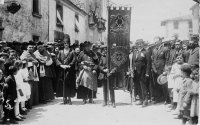 iada de la benedicció de l’estendard de l’Orfeó Taradellench el 24 de juny de 1922. AFT | Família Brussosa