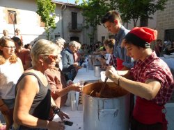 Xocolatada-2016-12.jpg Xocolatada-2016-12.jpg