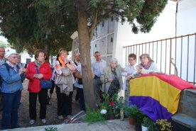 som-dones-elna-1.jpg som-dones-elna-1.jpg
