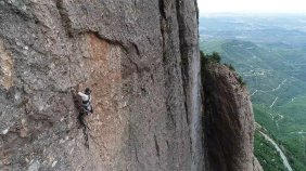 Expansió: De Montserrat als Alps ( 1955-1975) | Projecció d’imatges a càrrec de Miquel 