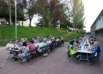 El Taradell Camina tanca la quinzena edició amb un sopar a Can Costa El Taradell Camina tanca la quinzena edició amb un sopar a Can Costa