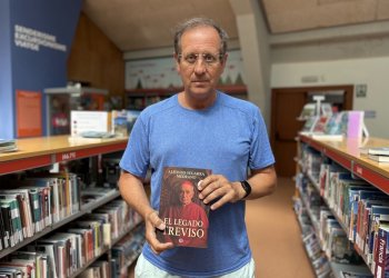 Alfons Segarra consolida la seva trajectòria literària amb la novel·la 'El legado Treviso' Alfons Segarra consolida la seva trajectòria literària amb la novel·la 'El legado Treviso'