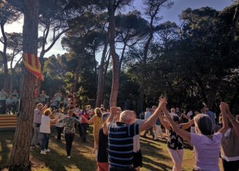 Reconeixement a l'Aplec de la Sardana de Taradell pels seus 75 anys de vida