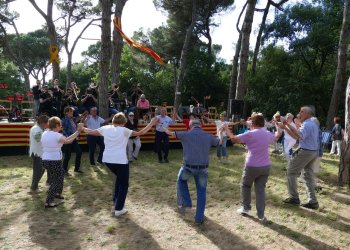 Diumenge, un Aplec de la Sardana ''diferent'' a la plaça de les Eres i en directe per Ràdio Taradell