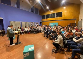 Estragués defensa un programa electoral ''agosarat i il·lusionant''