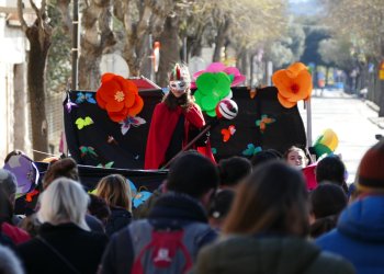 FOTOS I VÍDEO. Multitudinari Carnaval Infantil, tot i el fred 