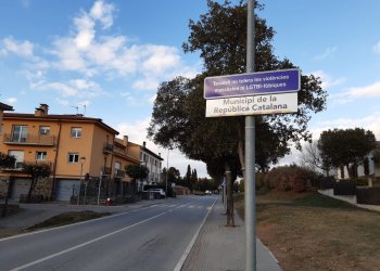 Instal·len cartells contra les violències masclistes i LGTBIfòbiques 