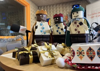 FOTOS. Nou èxit del Concurs de Reis, que repateix 200 regals entre els oients