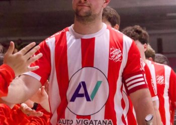 Uri Ramírez fitxa pel CH Caldes i tornarà a jugar a l'OK Lliga Uri Ramírez fitxa pel CH Caldes i tornarà a jugar a l'OK Lliga