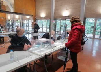 Menys participació, però votació sense incidències a Taradell