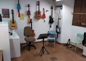 Aquest dilluns, l'escola de música reprèn les classes presencials