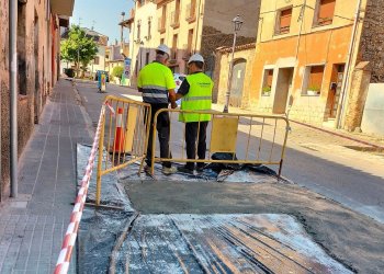 Estabanell comença les obres per soterrar 326 metres de línia elèctrica Estabanell comença les obres per soterrar 326 metres de línia elèctrica