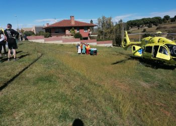 Ferit un veí de Taradell al caure de la cistella d'un tractor 