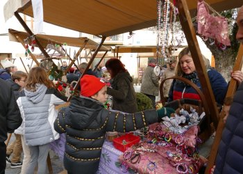 FOTOS. Concorreguda Fira de Santa Llúcia FOTOS. Concorreguda Fira de Santa Llúcia