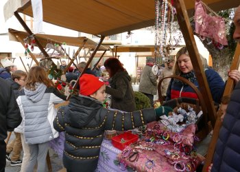 FOTOS. Concorreguda Fira de Santa Llúcia