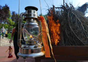 FOTOS: La Flama del Canigó arriba a Taradell FOTOS: La Flama del Canigó arriba a Taradell