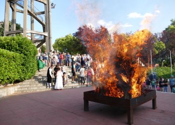 FOTOS: Arribada de la Flama del Canigó a Taradell