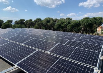 Taradell ja disposa de la primera instal·lació d’autoconsum fotovoltaic en equipaments públics