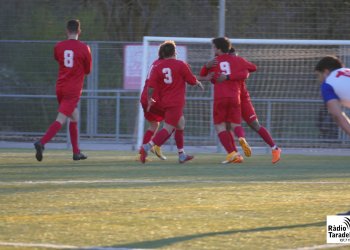 Victòria i golejada de la UD Taradell a Sant Vicenç de Torelló