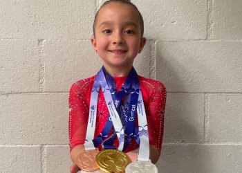 Júlia Barros, campiona de Catalunya de gimnàstica artística amb només 5 anys