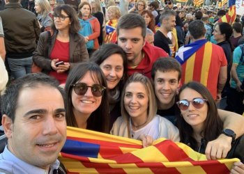 FOTOS. Centenars de taradellencs a la manifestació 'Llibertat'