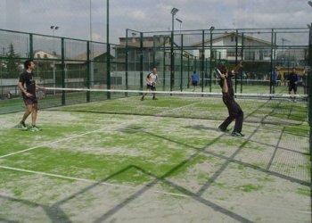 El Torneig Mixt de Sant Jordi reunirà 80 jugadors de pàdel El Torneig Mixt de Sant Jordi reunirà 80 jugadors de pàdel