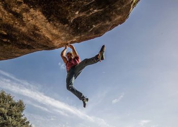 VÍDEO. Pol Roca, primer escalador que fa la línia Purple Panther al castell de Taradell