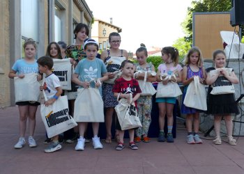 FOTOS. Lliurament dels premis del concurs escolar 'Els avis'