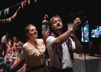 El Grup de Recerca porta “Iaia”, de Mambo Project, a Can Costa El Grup de Recerca porta “Iaia”, de Mambo Project, a Can Costa