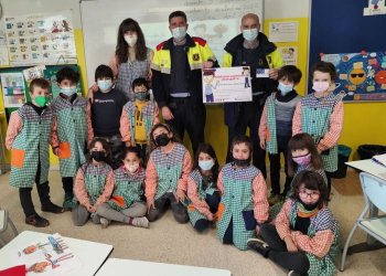 Els alumnes del Sant Genís i Santa Agnès ajuden els Mossos en un robatori Els alumnes del Sant Genís i Santa Agnès ajuden els Mossos en un robatori