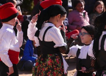 L’Esbart Sant Genís organitza una jornada de portes obertes L’Esbart Sant Genís organitza una jornada de portes obertes