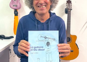 Sergi Gutiérrez publica la segona part de 'La guitarra al teu abast'
