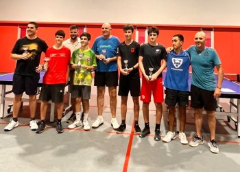 Roger Oriol i Gerard Llach guanyen el torneig de tennis taula Sènior i d'Aficionats Roger Oriol i Gerard Llach guanyen el torneig de tennis taula Sènior i d'Aficionats