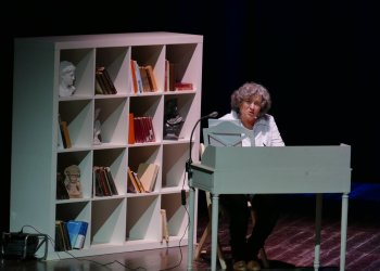 Tint Taradell Teatre estrena 'Batec de paraules' de Joana Raspall