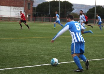 La UD Taradell empata contra el Llorença en el descompte