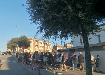 Confinada una classe de l'Institut per un cas de coronavirus