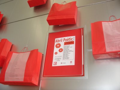 Inspira't i participa a l’Abril Pòetic de la Biblioteca de Taradell