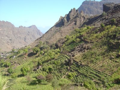Carme Coll i Pere Casadevall ens explicaran el trekking que van fer a l'illa de Santo Antão