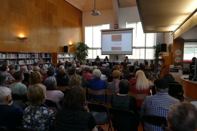 Sentit homenatge a Josep Miret amb motiu de la presentació del llibre 'Desenterrar l'oblit' Sentit homenatge a Josep Miret amb motiu de la presentació del llibre 'Desenterrar l'oblit'