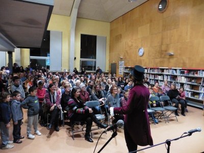 Literatura i xocolata a la presentació de 'Llepadits' Literatura i xocolata a la presentació de 'Llepadits'