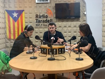 Mercè Cabanas a Ràdio Taradell Mercè Cabanas a Ràdio Taradell