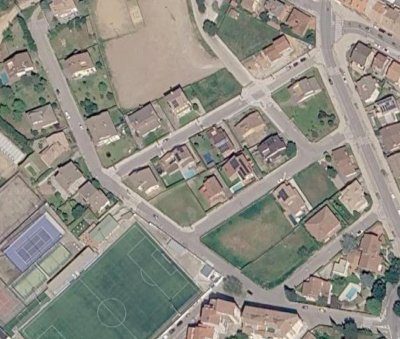 Taradell - Comencen les obres per remodelar les voreres i les cruïlles de la zona esportiva