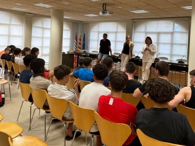 Els Tonis ofereixen el Camp de treball “El món rural: patrimoni, costums i tradicions” a 22 joves Els Tonis ofereixen el Camp de treball “El món rural: patrimoni, costums i tradicions” a 22 joves