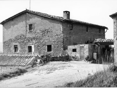 Presentació del 5è volum del NOU VINT-I-U, amb estudis i monografies sobre Taradell Presentació del 5è volum del NOU VINT-I-U, amb estudis i monografies sobre Taradell