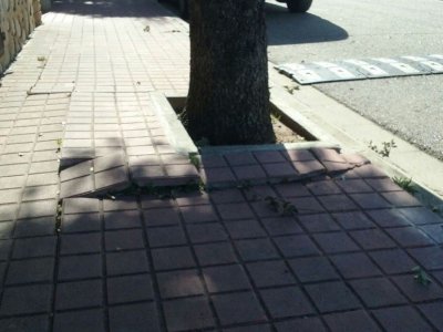 Arranjament de les voreres i del paisatge urbà de la urbanització La Madriguera Arranjament de les voreres i del paisatge urbà de la urbanització La Madriguera