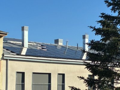 Quatre noves instal·lacions fotovoltaiques als equipaments municipals